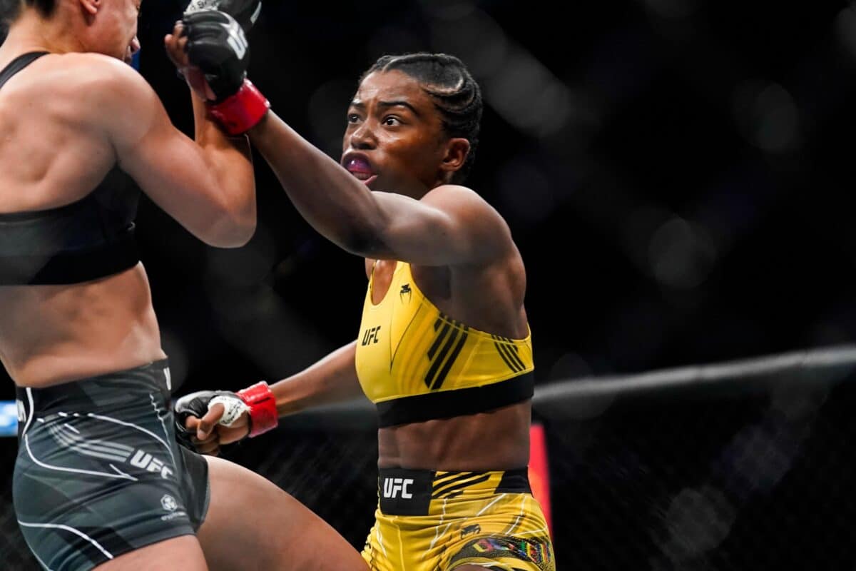 MMA: brasileira deixa UFC e anuncia participa&ccedil;&atilde;o em reality show