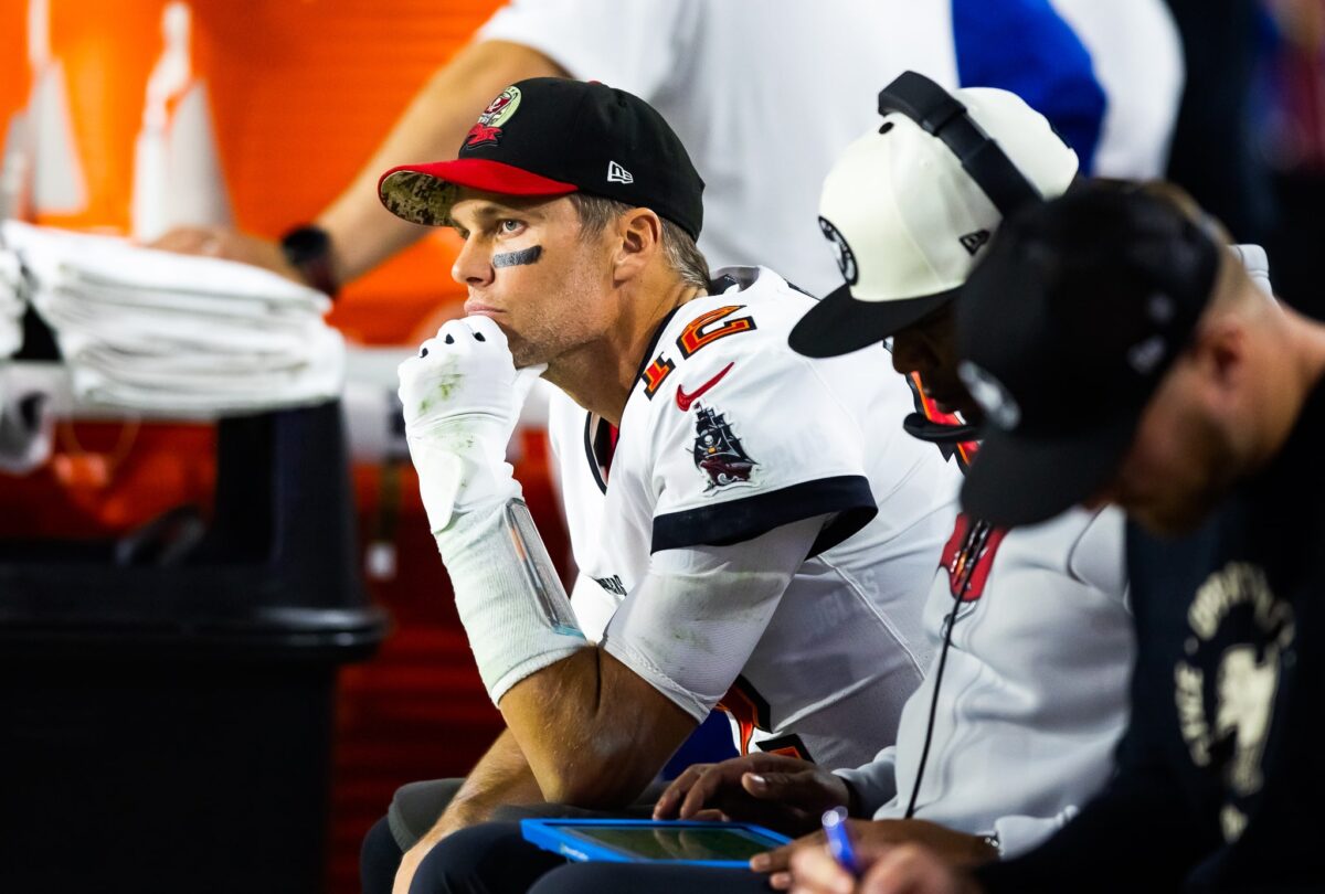 NFL: Tom Brady est&aacute; disposto a recusar acordo bilion&aacute;rio, diz jornalista