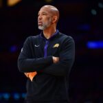 NBA: Phoenix Suns come&ccedil;a &lsquo;ca&ccedil;a &agrave;s bruxas&rsquo; ap&oacute;s elimina&ccedil;&atilde;o e demite t&eacute;cnico