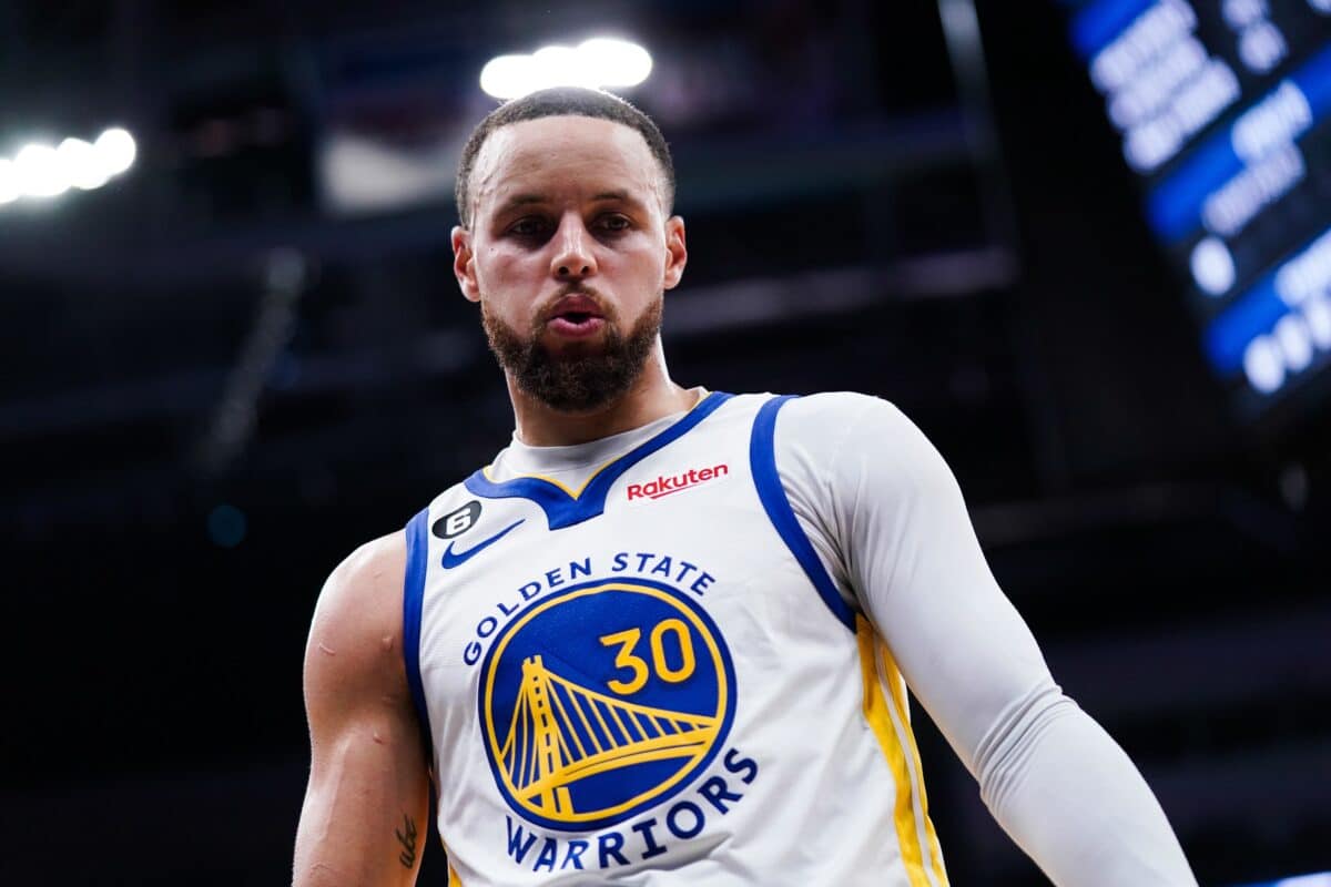 NBA: Shaquille O&rsquo;Neal cobra Curry ao vivo por a&ccedil;&atilde;o judicial