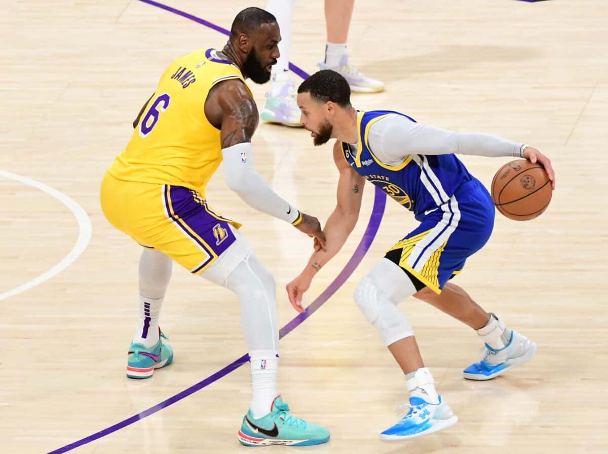 NBA: Curry tem triplo-duplo, mas Lakers castigam Warriors e abrem 3 a 1