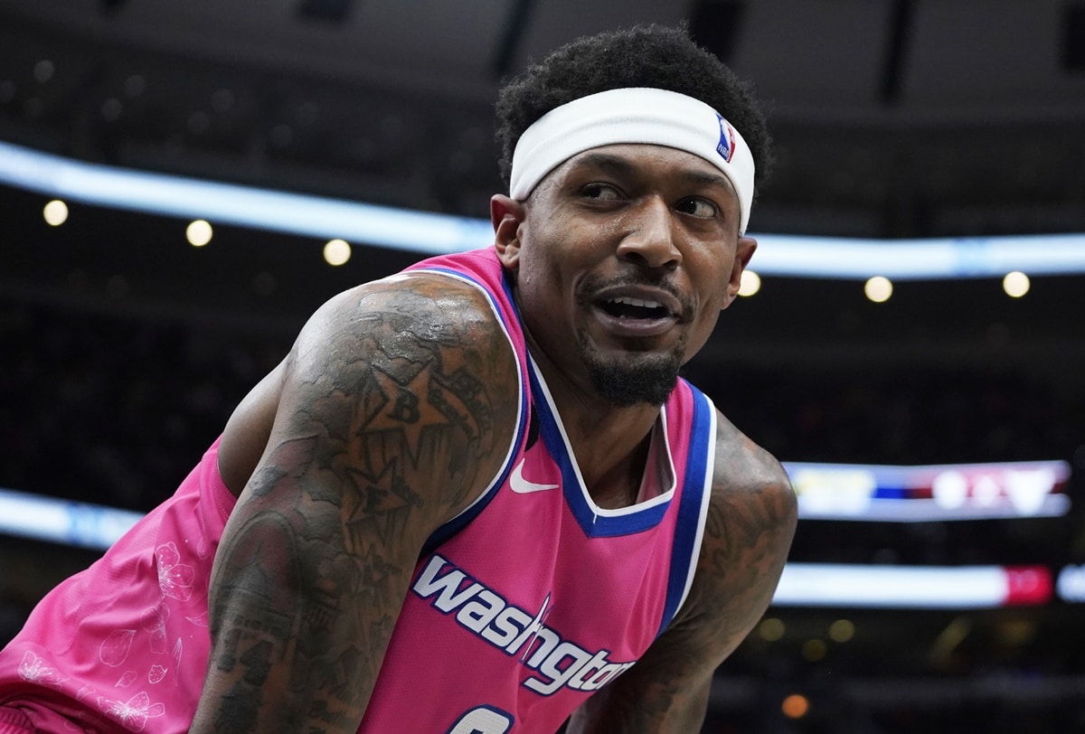 NBA: dois times saem na frente em uma poss&iacute;vel troca por Bradley Beal