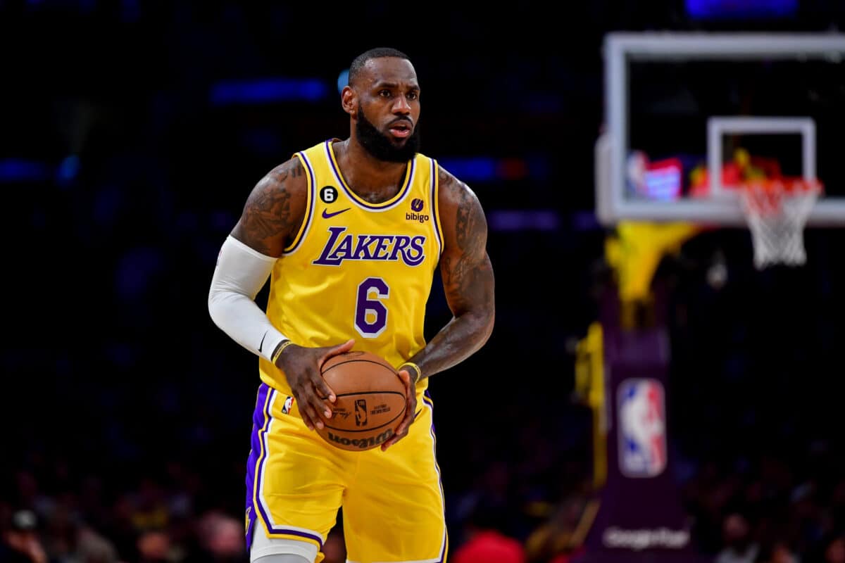 LeBron James, dos Lakers, d&aacute; resposta definitiva sobre aposentadoria em discurso