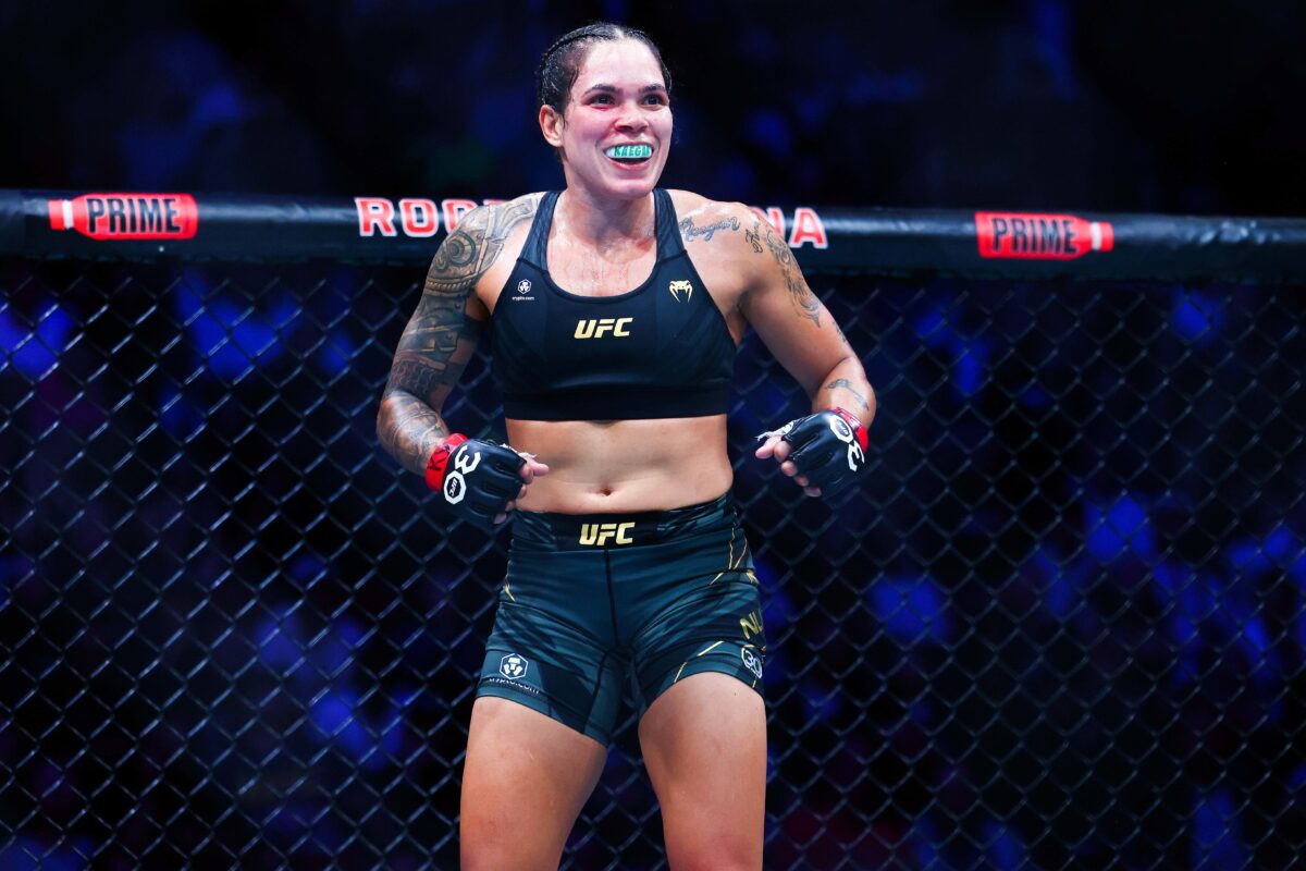 Amanda Nunes faz mist&eacute;rio sobre poss&iacute;vel retorno ao UFC: &lsquo;A gente nunca sabe&hellip;&rsquo;