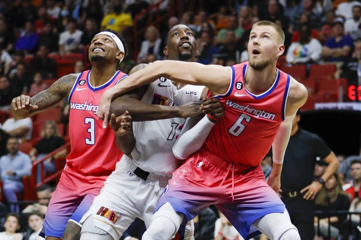 NBA: Celtics se aproximam de troca tripla bomb&aacute;stica por astro rival