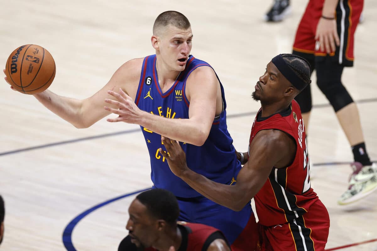 Jokic lidera lista dos maiores &lsquo;roubos&rsquo; da NBA; veja o ranking