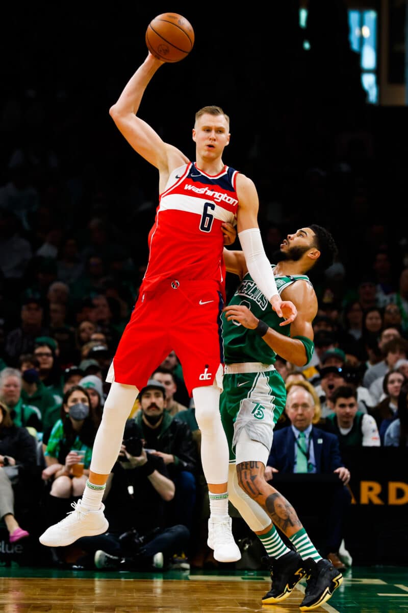 Celtics, Wizards e Grizzlies fecham negocia&ccedil;&atilde;o que envolve Porzingis e Smart; veja