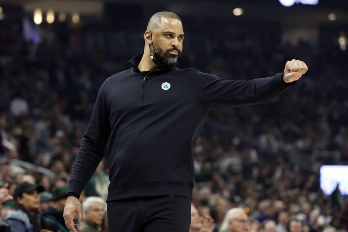 NBA: Rockets roubam tr&ecirc;s nomes dos Celtics para trabalhar com Udoka