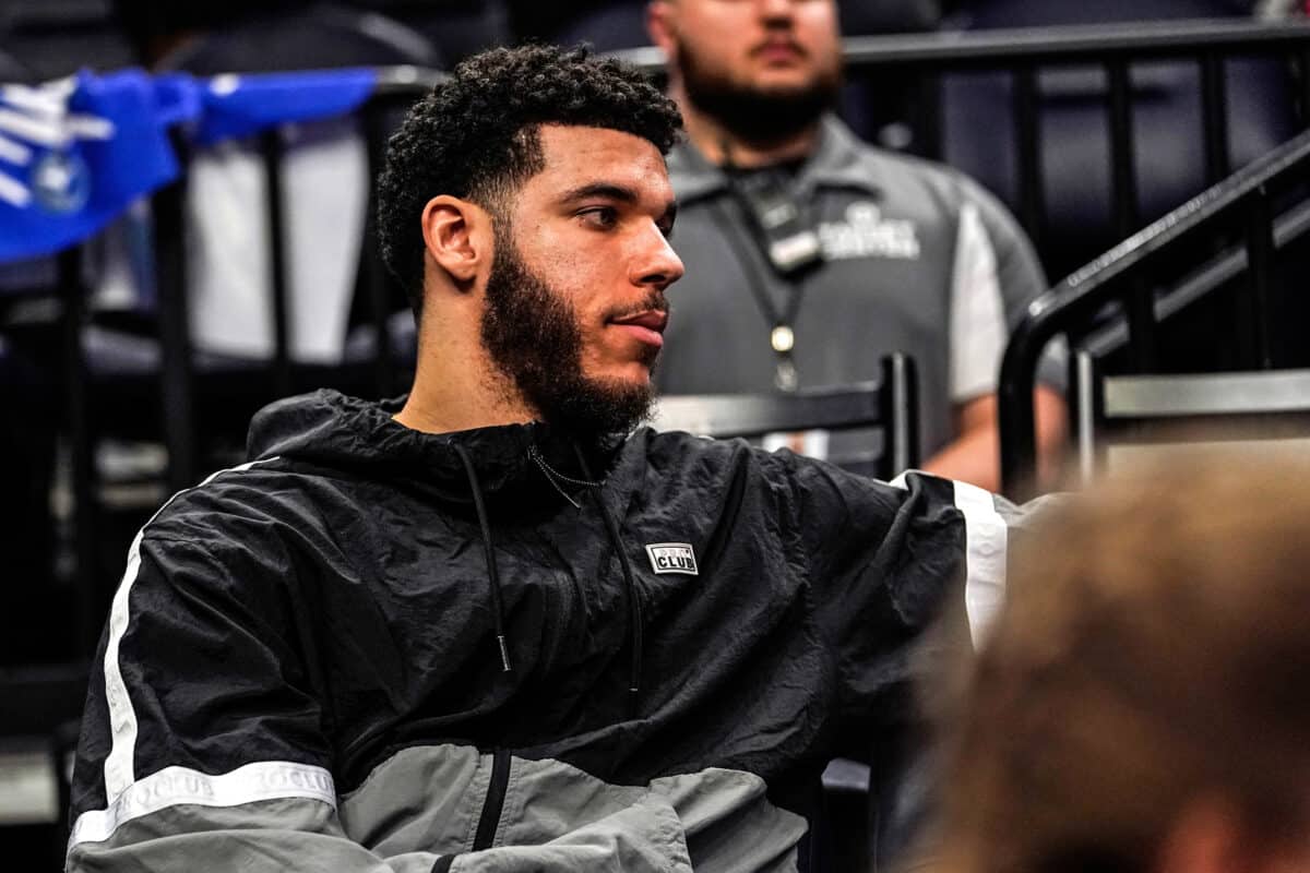 Chicago Bulls d&aacute; not&iacute;cia de partir o cora&ccedil;&atilde;o sobre les&atilde;o de Lonzo Ball