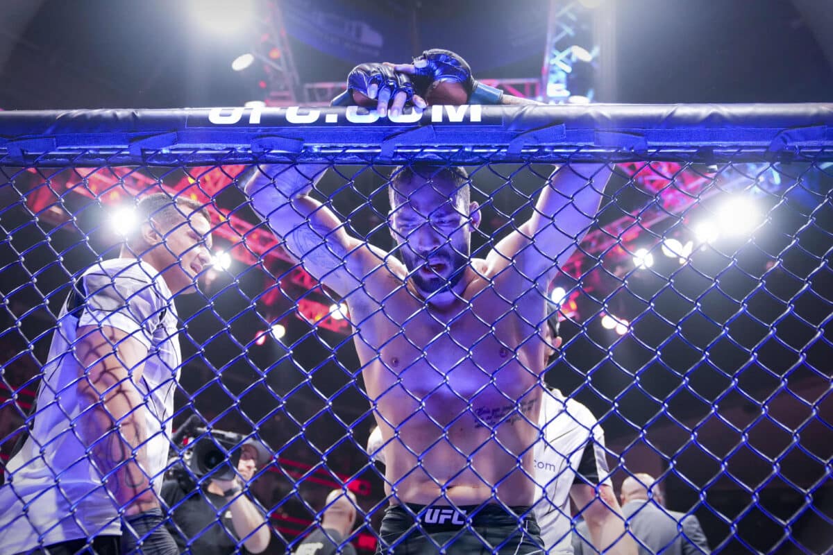 Blindado fica perto do nocaute, mas acaba finalizado no UFC Fight Night