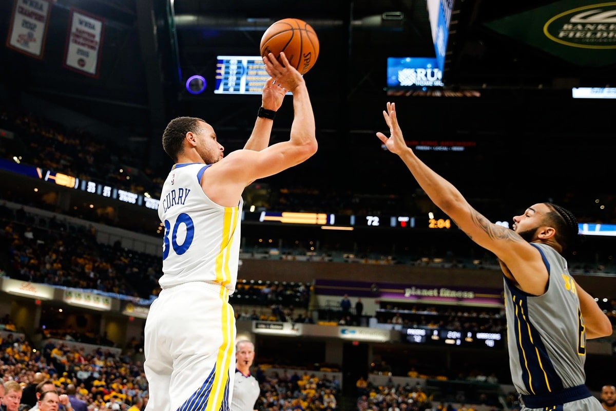 Quem &eacute; o armador que jogar&aacute; ao lado de CP3 e Curry nos Warriors?