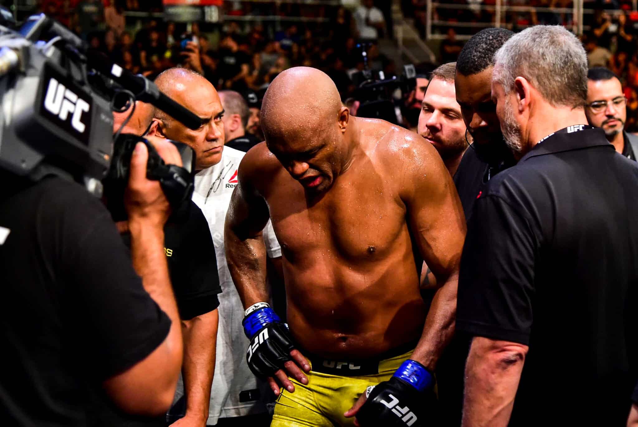 Anderson Silva ap&oacute;s derrota no UFC. Foto: Icon Sport