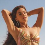 Hailee Steinfeld &eacute; flagrada com astro da NFL e refor&ccedil;a romance