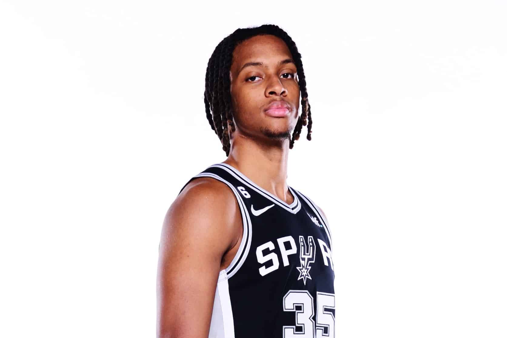Romeo Langford, Spurs, NBA. Foto: Reprodu&ccedil;&atilde;o/Twitter/@NBA