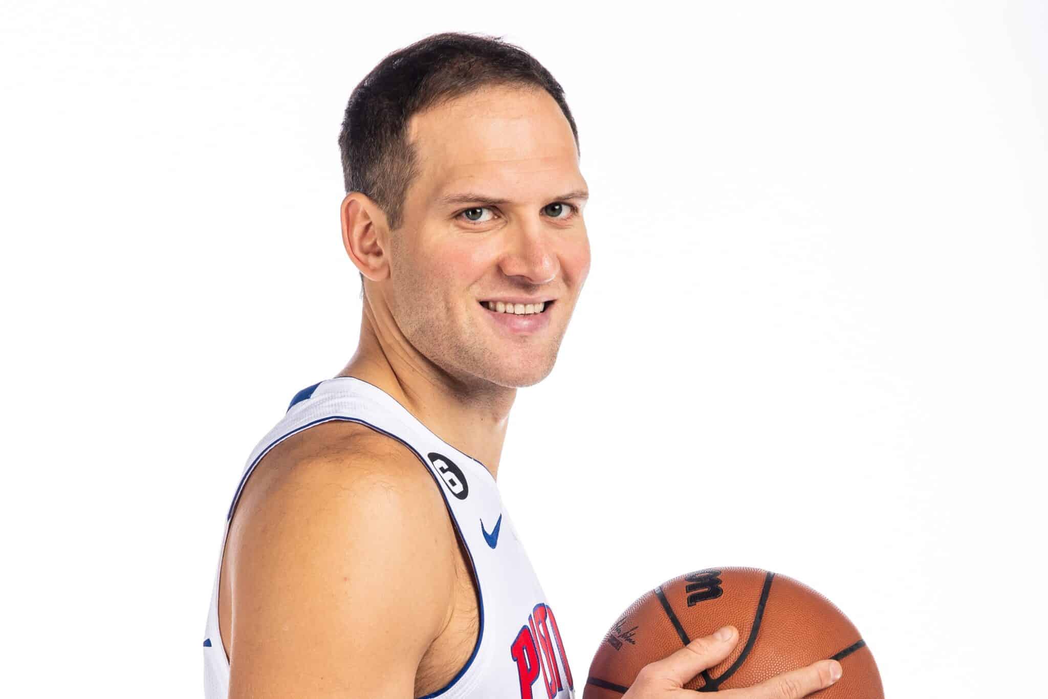 Bojan Bogdanovic, Detroit Pistons, NBA. Foto: Reprodu&ccedil;&atilde;o/Twitter/@NBA