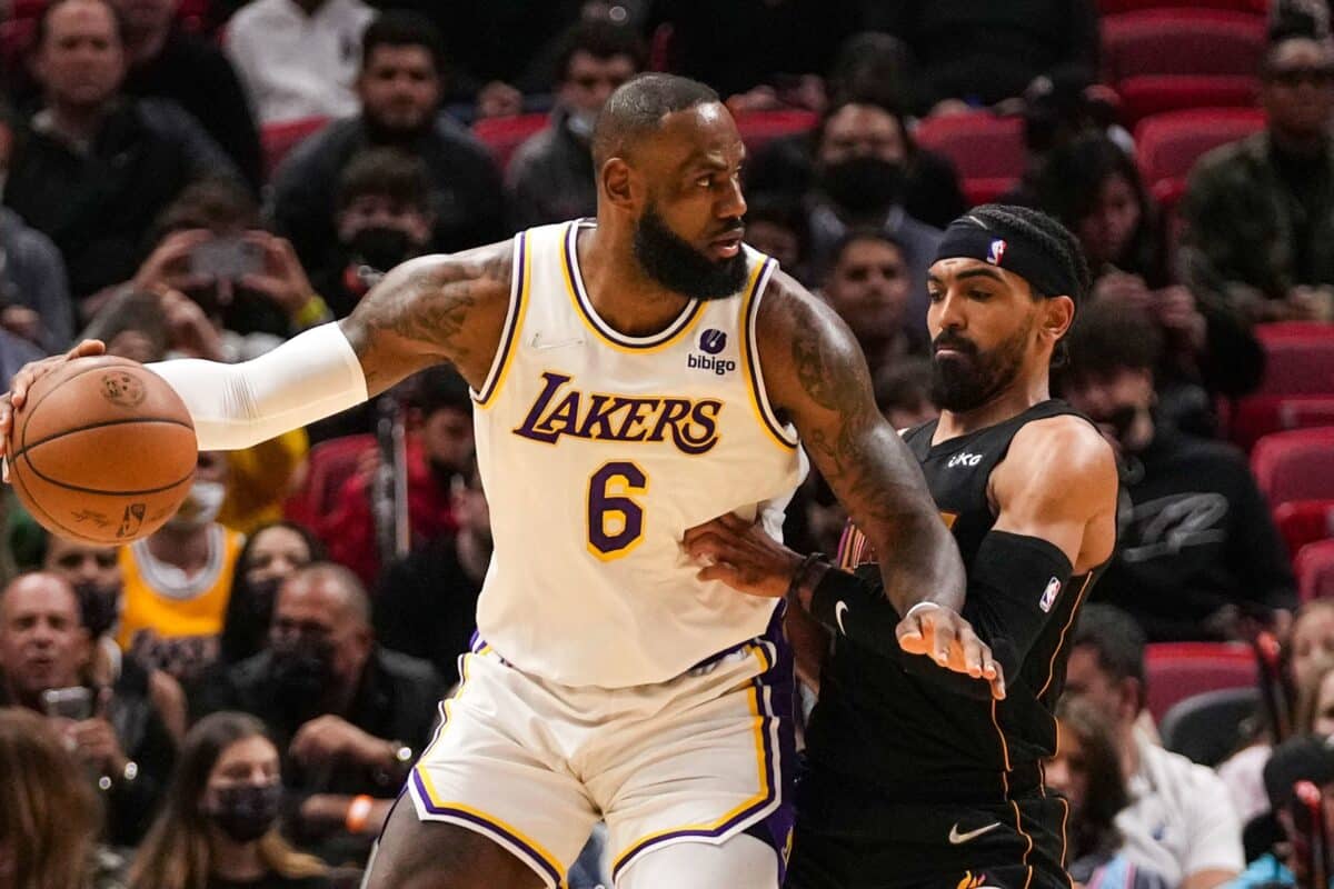 Gabe Vincent rompe sil&ecirc;ncio e revela o que o fez assinar com os Lakers