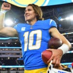 NFL: como Herbert deixou Lamar e Mahomes para tr&aacute;s com sal&aacute;rio absurdo