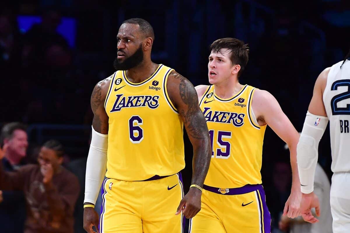 &lsquo;LeBron age como um garoto&rsquo;: Austin Reaves comenta conv&iacute;vio nos Lakers