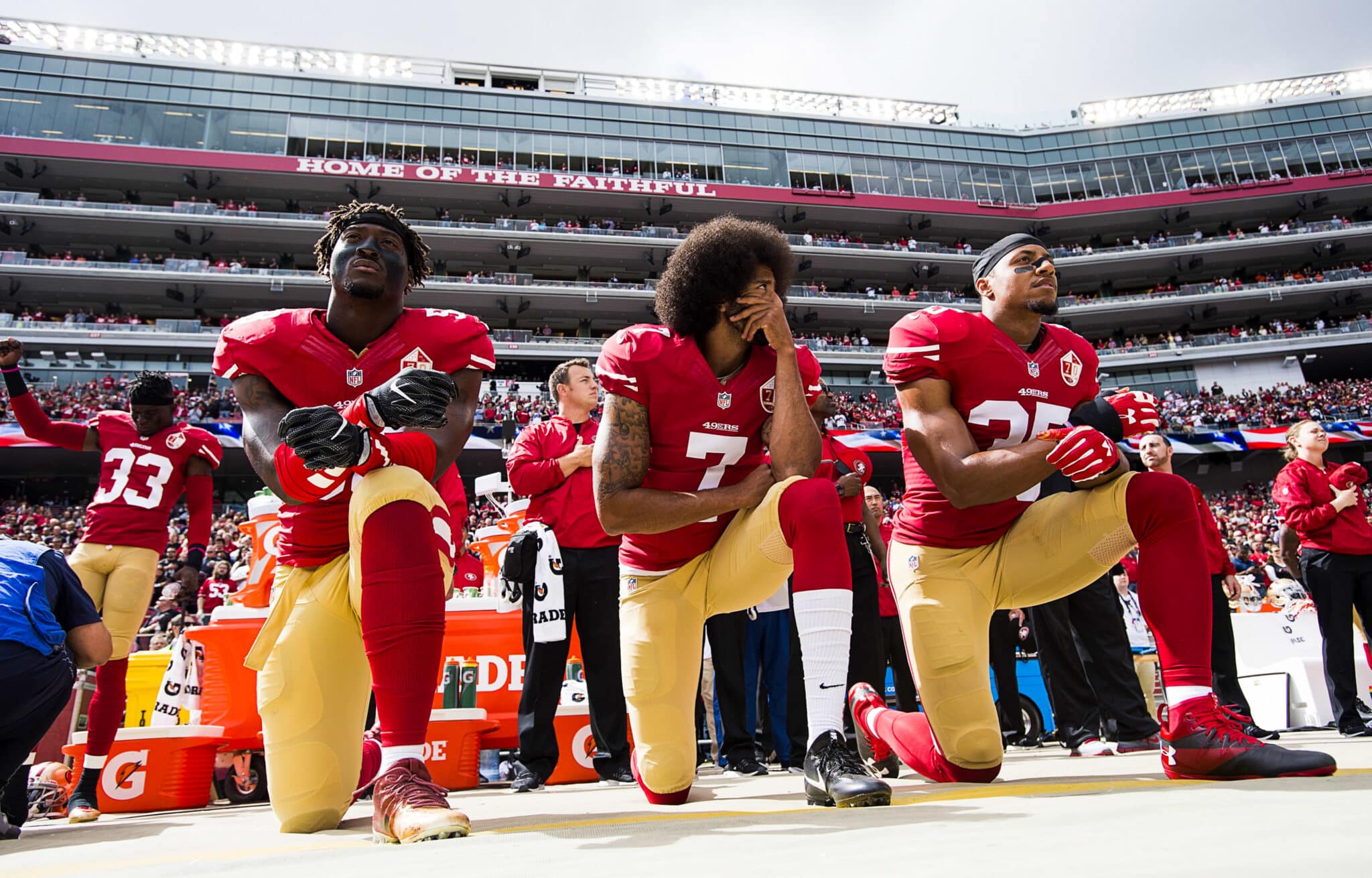 Protestos San Francisco 49ers, Colin Kaepernick, NFL. Foto: Icon Sport