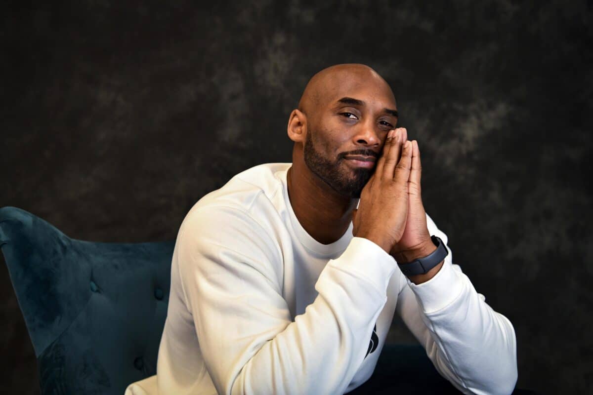Dana White revela parceria hist&oacute;rica e aposta ousada de Kobe Bryant no UFC