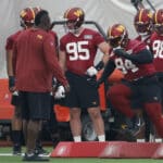 Novo dono de Washington, ex-Lakers cogita mudar nome de time da NFL