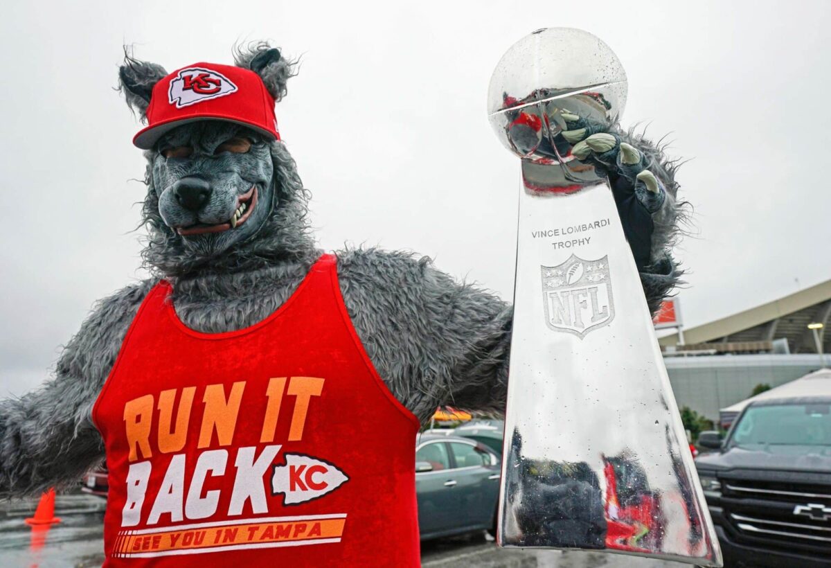 Torcedor s&iacute;mbolo dos Chiefs &eacute; indiciado por grave crime nos Estados Unidos