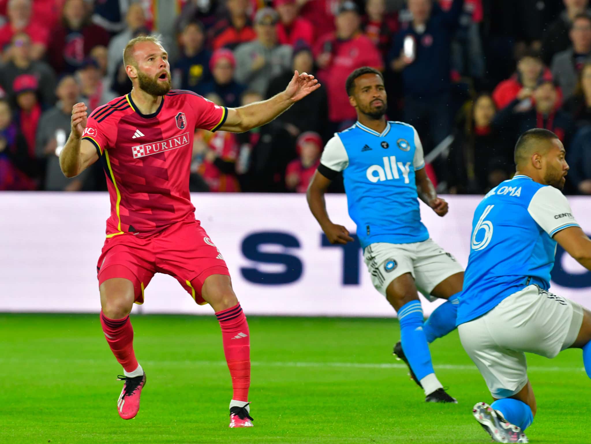 MLS: quem s&atilde;o os brasileiros com mais participa&ccedil;&otilde;es em gols?