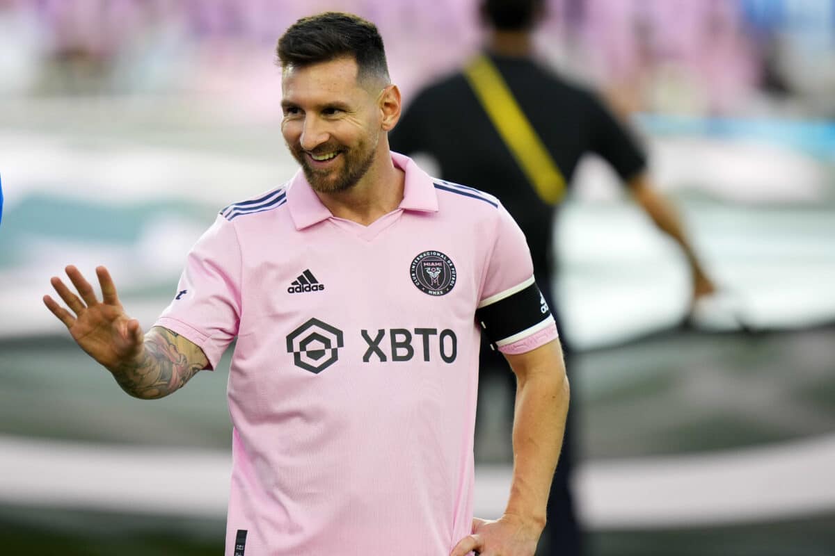 Chegada de Messi &agrave; MLS arrecada mais de R$ 1 bilh&atilde;o para Inter Miami