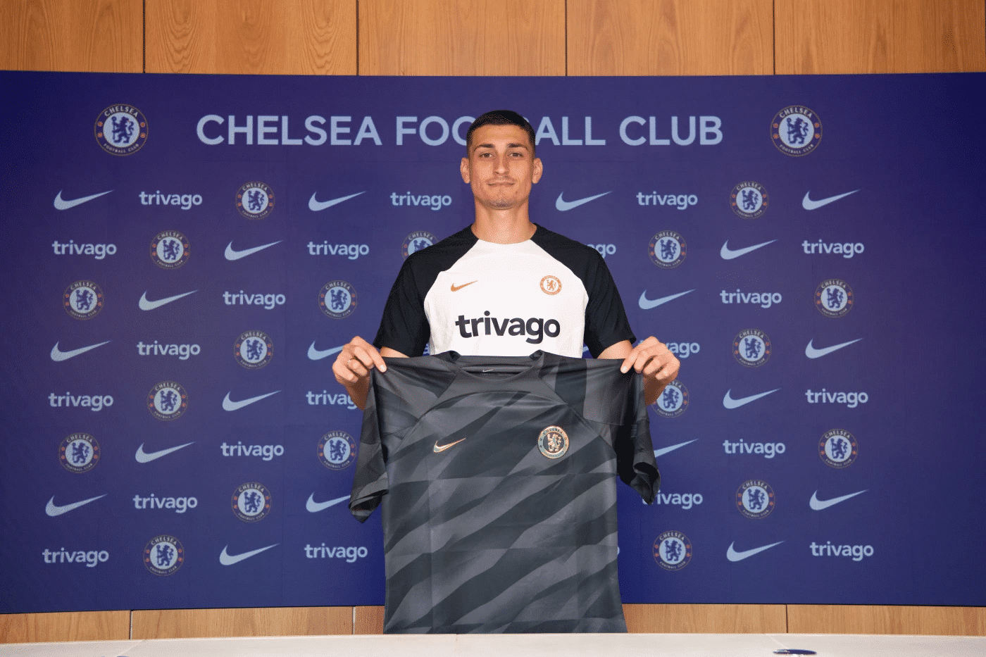 Chelsea anuncia contrata&ccedil;&atilde;o de Djordje Petrovic, destaque da MLS