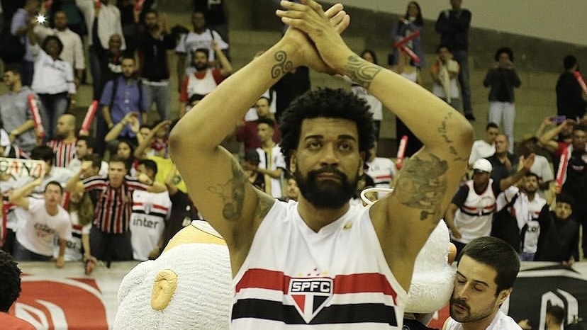 Ex-piv&ocirc; Sid&atilde;o, que jogou no S&atilde;o Paulo e Bauru, morre aos 40 anos de idade