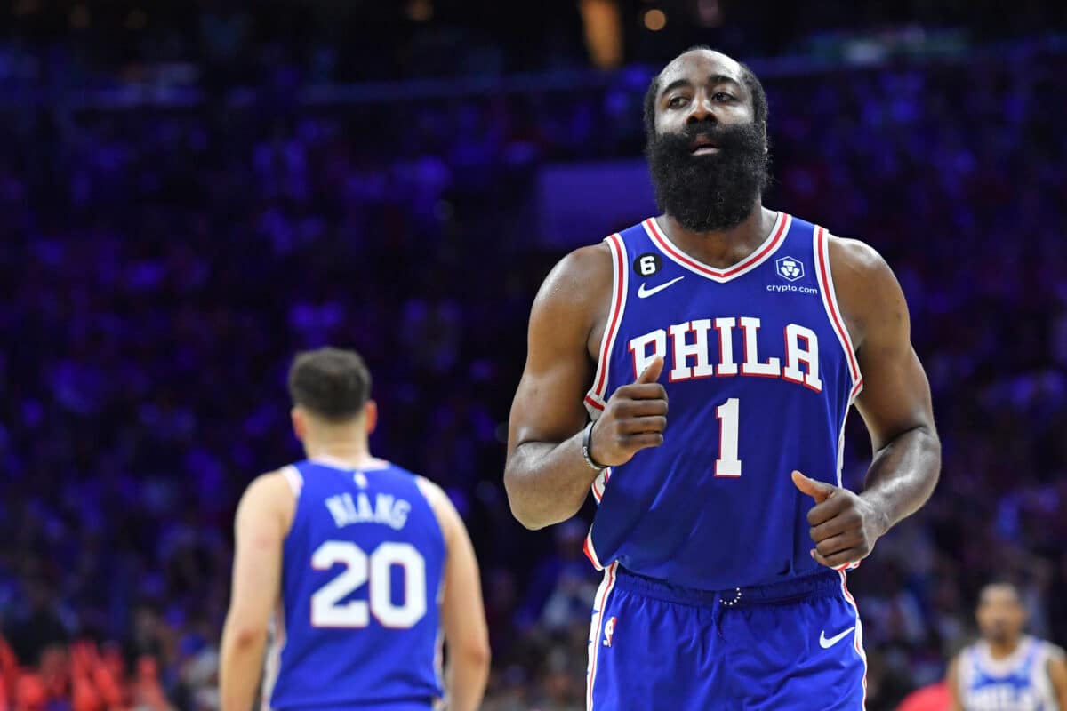 &lsquo;A NBA n&atilde;o precisa dele&rsquo;: Ex-jogador dos Lakers dispara contra James Harden