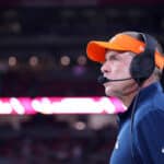 NFL: Sean Payton explica plano dos Broncos para anular Josh Jacobs em estreia