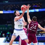 Let&ocirc;nia joga melhor e vence a It&aacute;lia na Copa do Mundo de Basquete