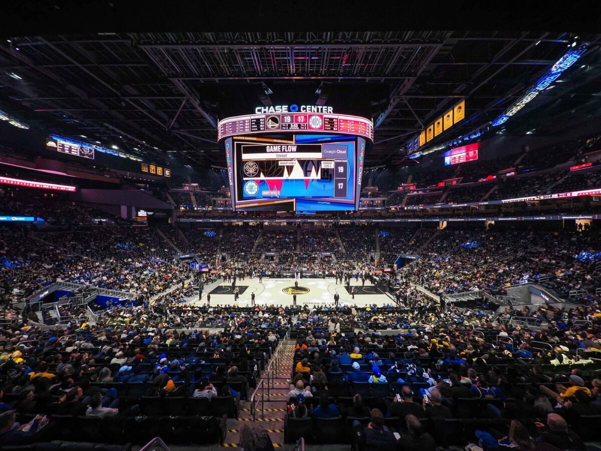 NBA define prioridade, e est&aacute;dio dos Warriors deve receber All-Star Weekend em 2025