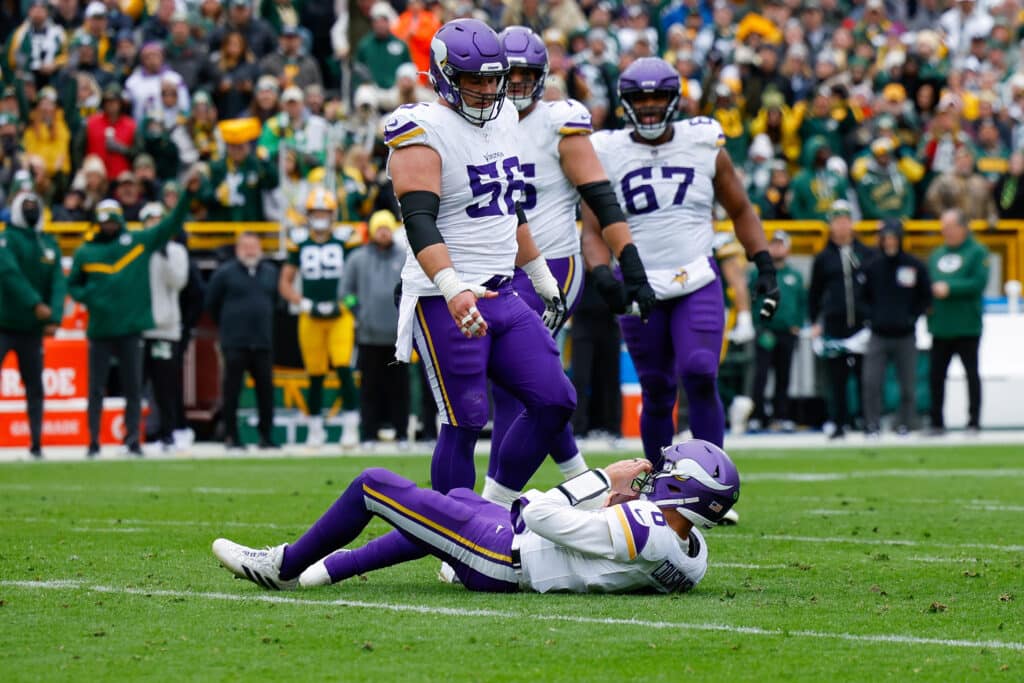 NFL: Ap&oacute;s les&atilde;o de Kirk Cousins, Vikings definem quarterback substituto
