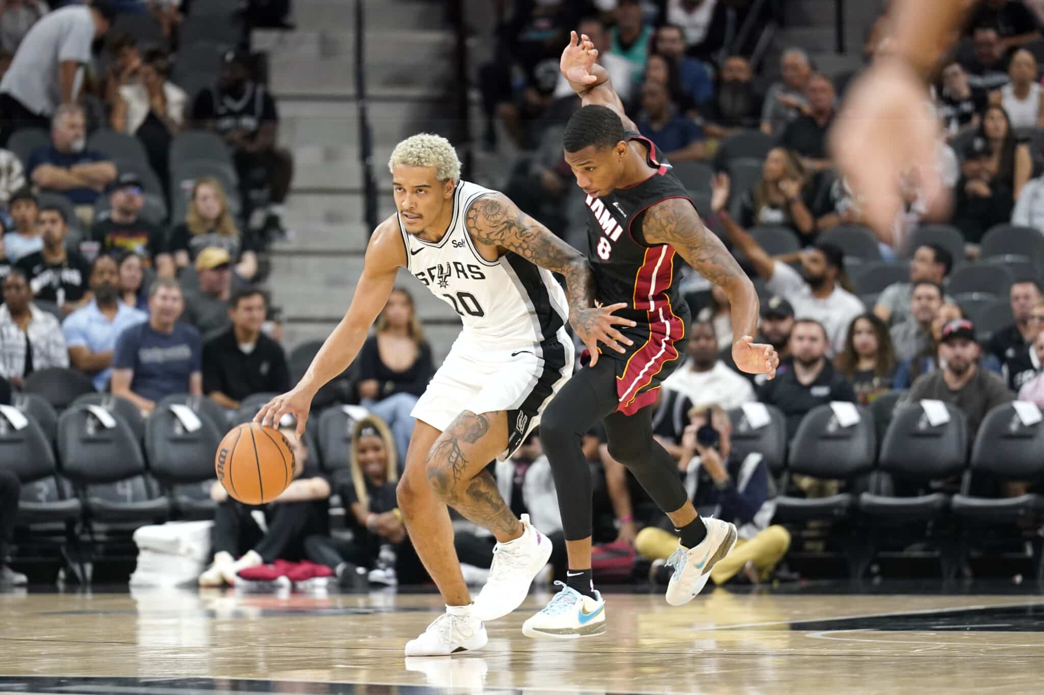 NBA: Titulares dos Spurs vencem os reservas do Heat na pr&eacute;-temporada