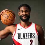 NBA: DeAndre Ayton fala sobre sa&iacute;da dos Suns em retorno &agrave; Phoenix: &lsquo;N&atilde;o sinto nada&rsquo;