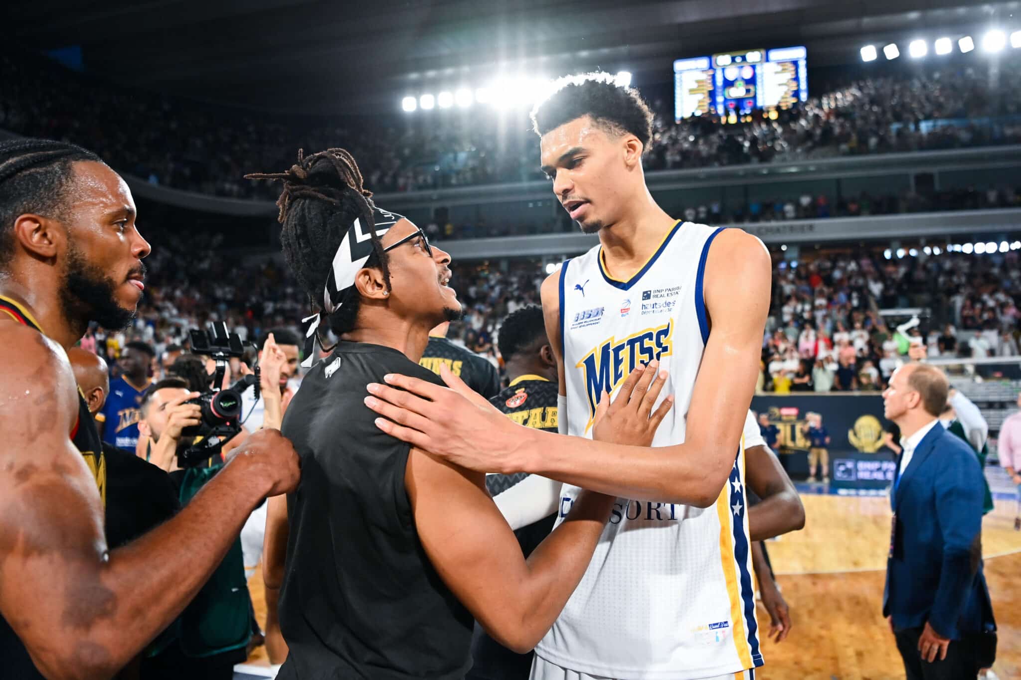 NBA: Medo? Treino de Dallas revela estrat&eacute;gia surpreendente para &lsquo;anular&rsquo;&nbsp;Wembanyana