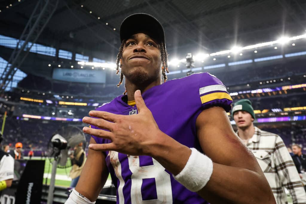 NFL: Justin Jefferson desfalca Vikings em pelo menos 4 jogos por les&atilde;o