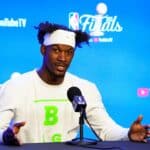 NBA: Jimmy Butler impressiona com visual novo para temporada 2023-24