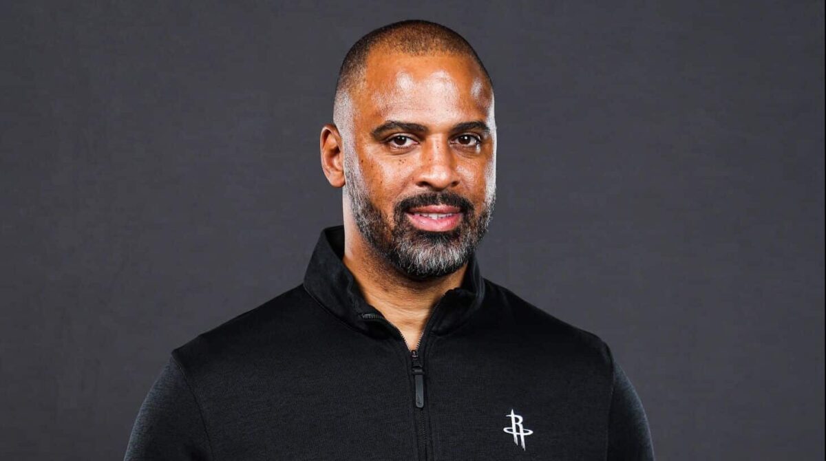 T&eacute;cnico dos Rockets explica por que preferiu VanVleet a Harden: &lsquo;Melhor op&ccedil;&atilde;o&rsquo;