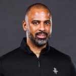 T&eacute;cnico dos Rockets explica por que preferiu VanVleet a Harden: &lsquo;Melhor op&ccedil;&atilde;o&rsquo;