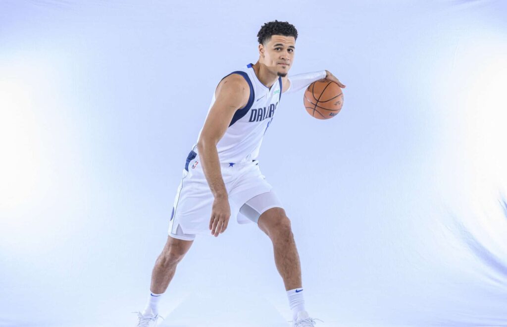 NBA: Josh Green aceita oferta e renova com o Dallas Mavericks