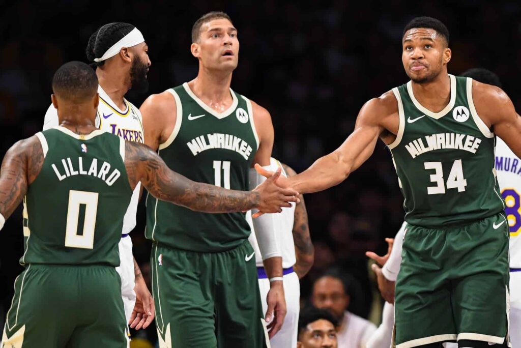 Giannis se impressiona com 1&ordm; jogo ao lado de Lillard na NBA: &lsquo;Nunca vi isso&rsquo;