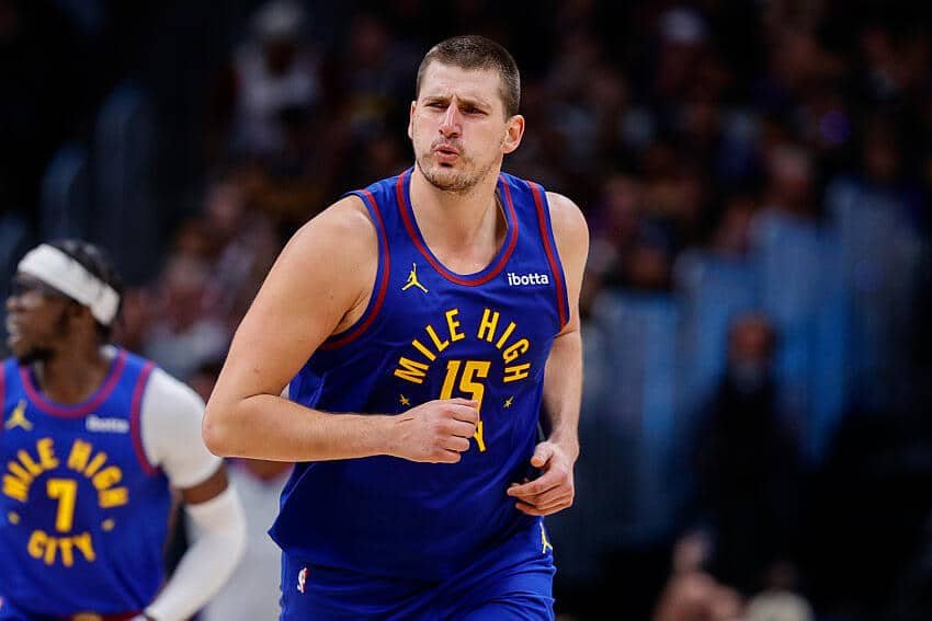 NBA: Com triplo-duplo de Jokic, Denver Nuggets vence Los Angeles Lakers
