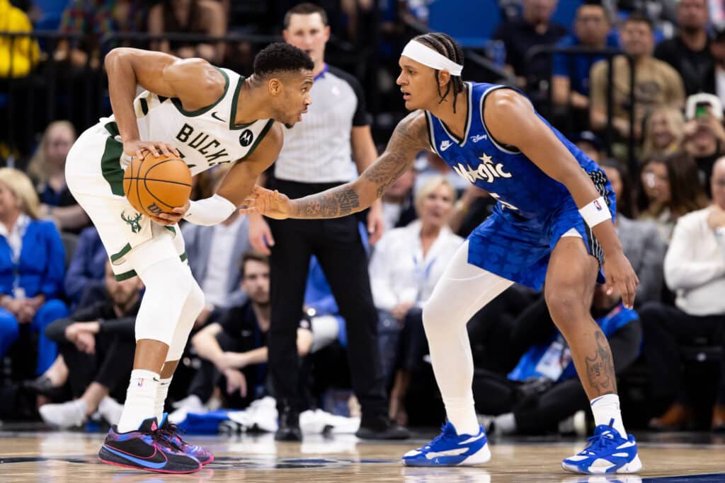 NBA: Giannis anota 35 pontos, mas n&atilde;o consegue parar Magic