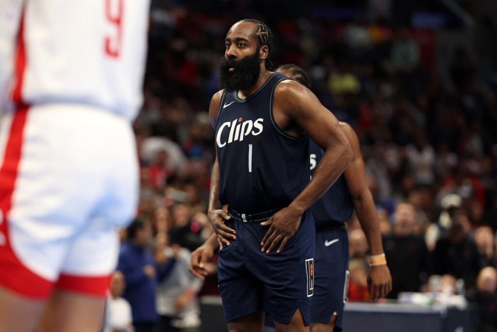 NBA: Harden decide para os Clippers, vence a primeira e encerra m&aacute; fase