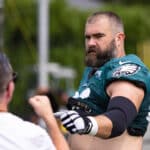 NFL: Irm&atilde;o de Travis Kelce &eacute; eleito o 6&ordm; homem mais sexy do ano