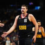 NBA: Jokic leva a melhor no &lsquo;duelo das estat&iacute;sticas&rsquo; contra Doncic na vit&oacute;ria&nbsp;sobre&nbsp;Dallas