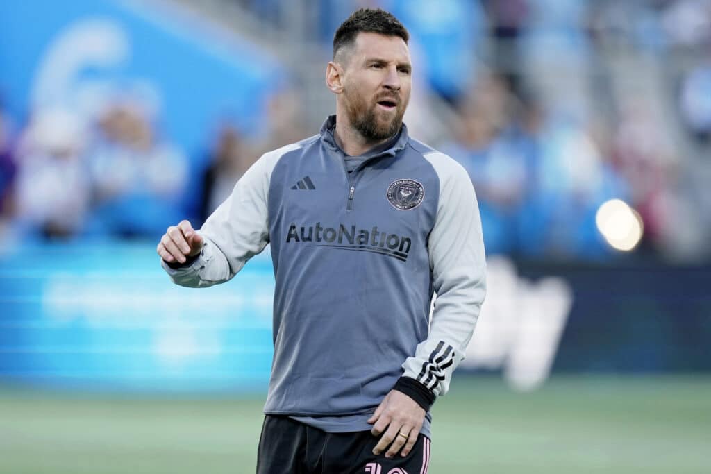 MLS: Sem futebol, Messi decide se aventurar em novo esporte